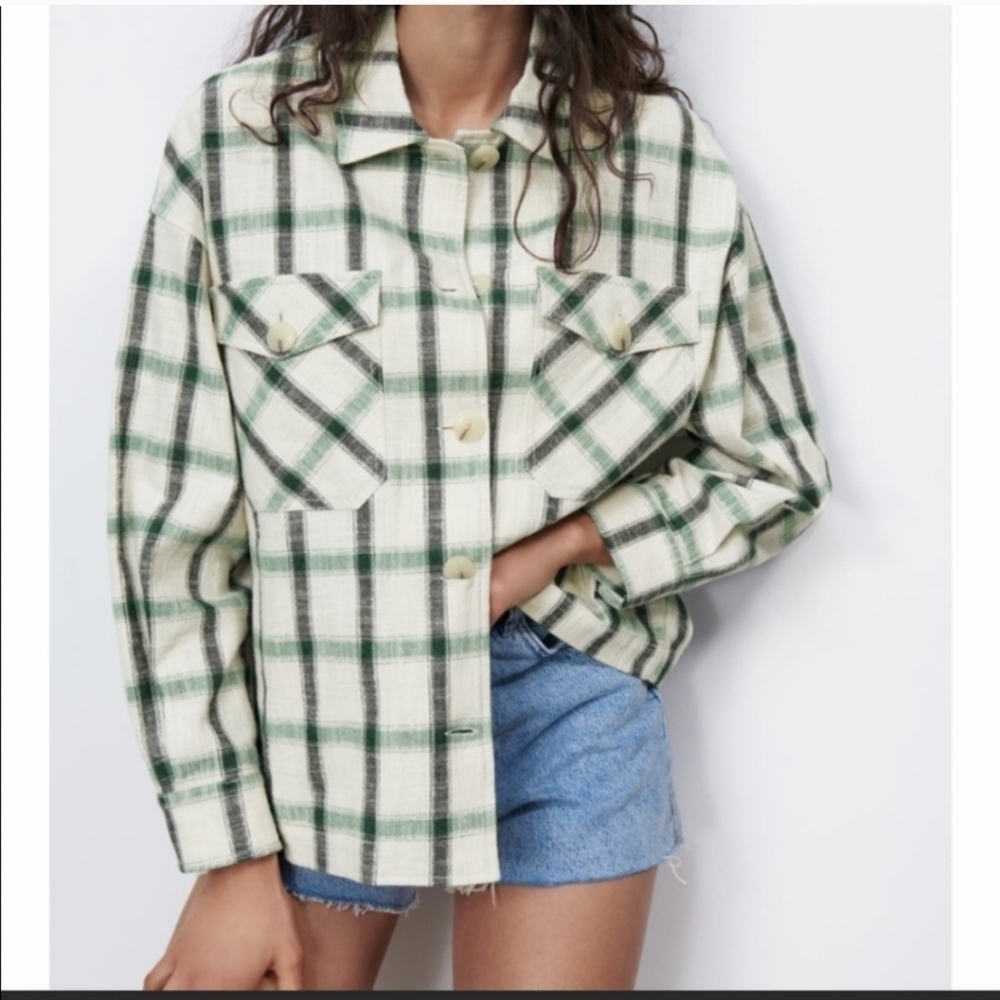 Zara oversized cropped button down plaid jacket